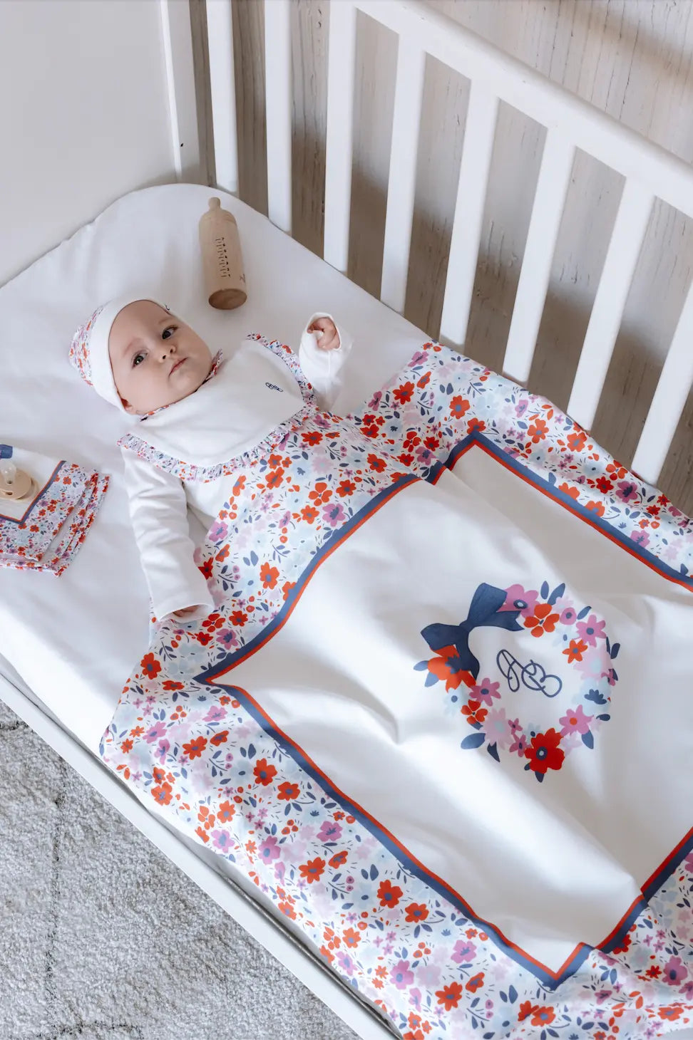 Double-Sided Baby Blanket - Tiny Flowers / Red