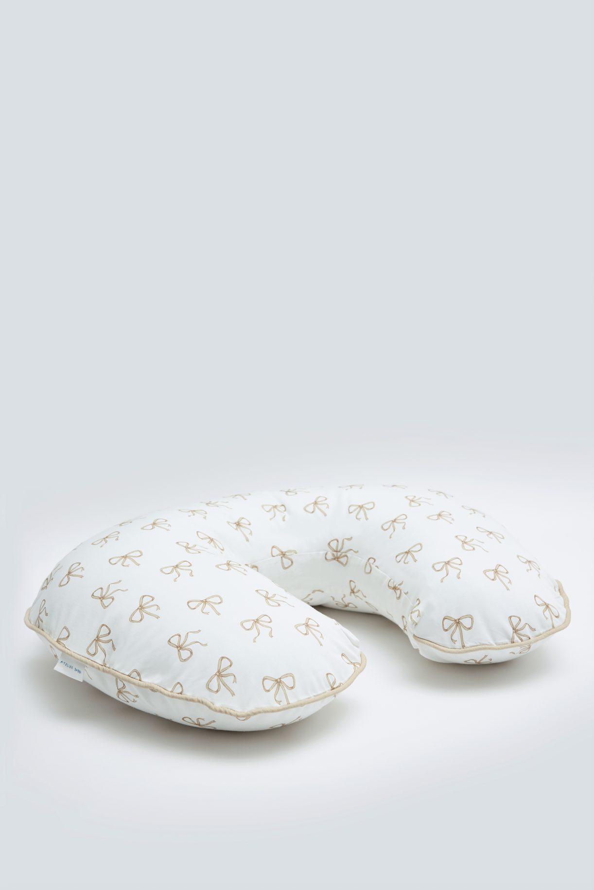 Nursing Pillow - Ribbon / Beige