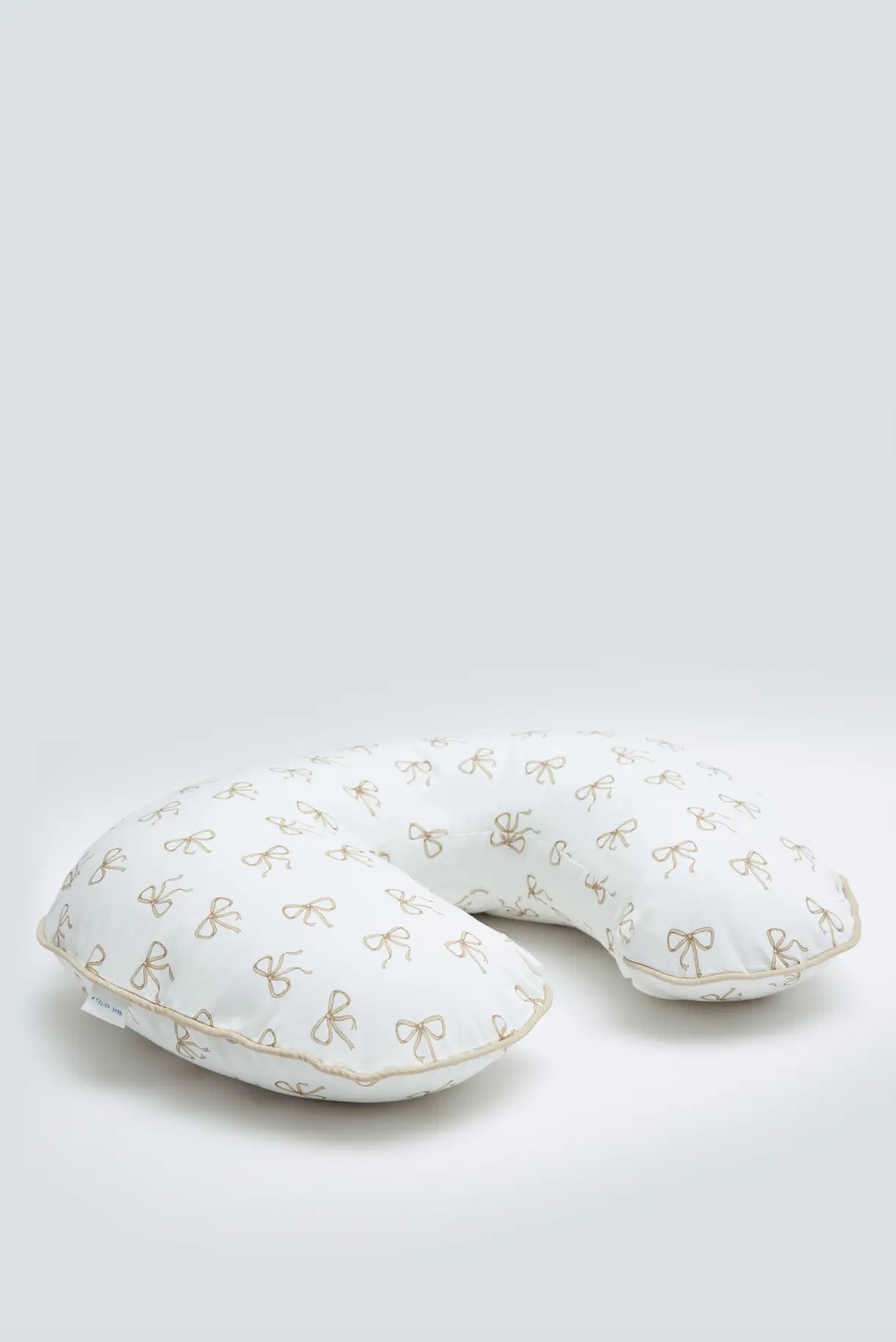 Nursing Pillow - Ribbon / Beige