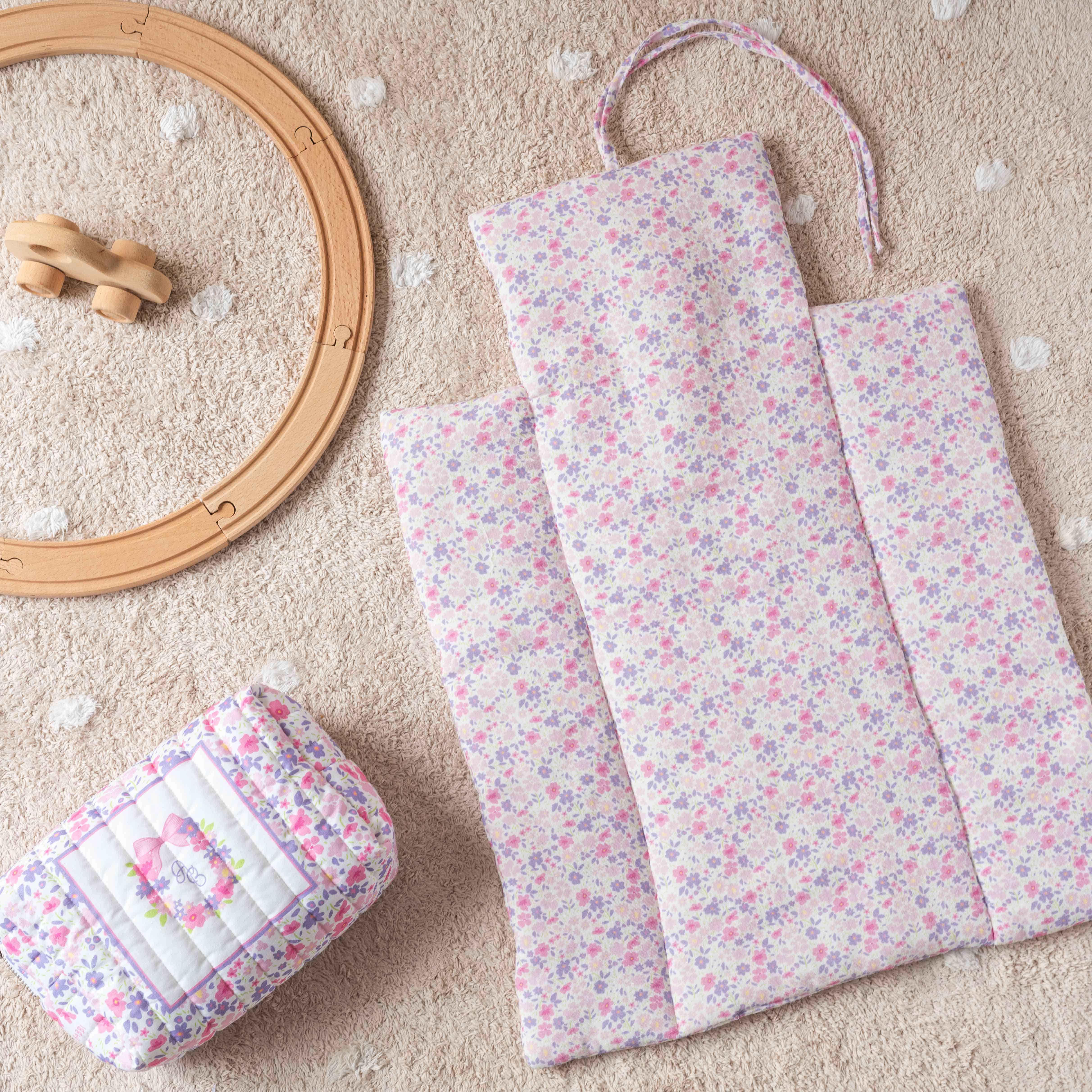 Baby changing set in pink floral Tiny Flowers pattern – includes pouch and mat – Atelier Babbi USA