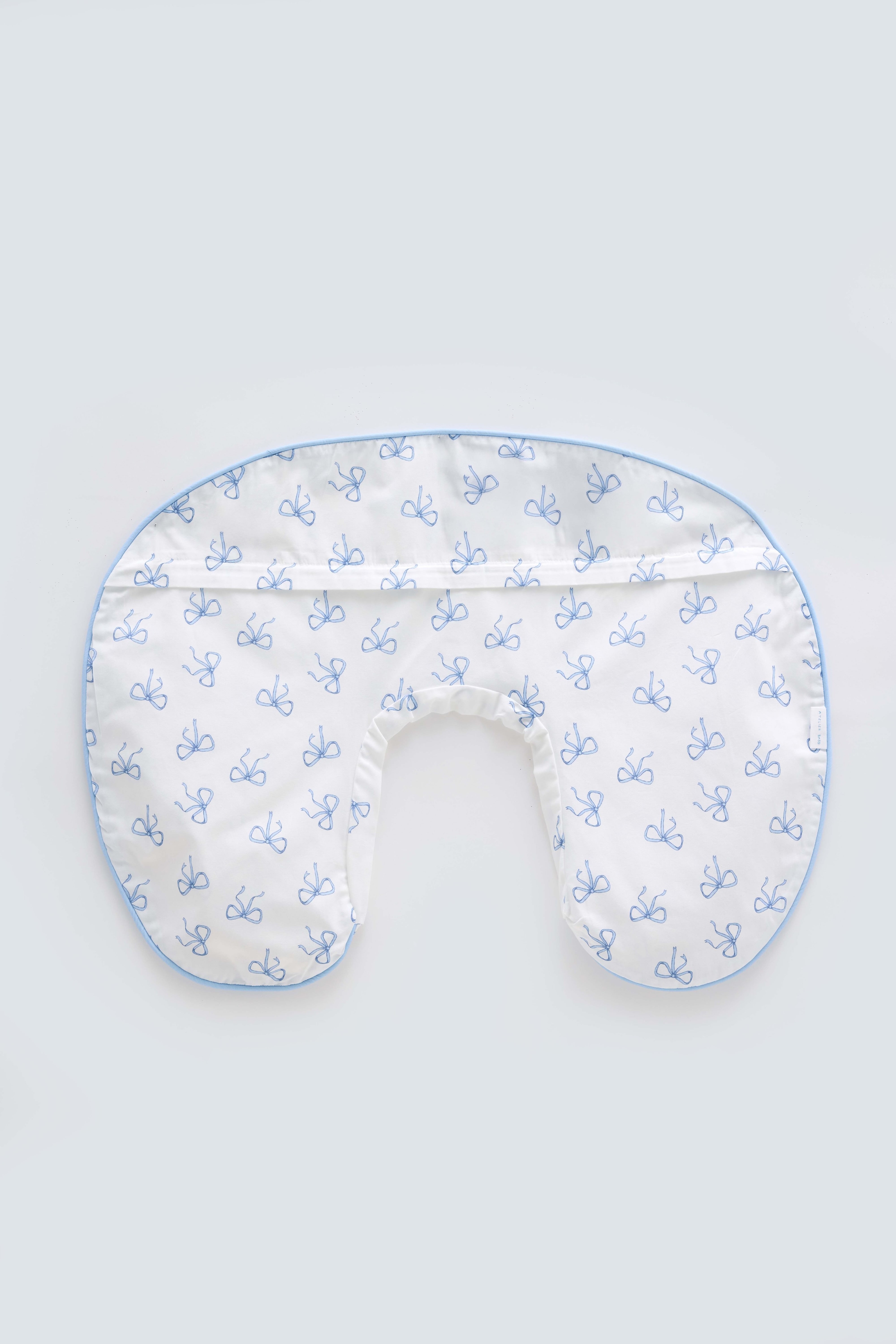 Nursing Pillowcase - Ribbon / Blue