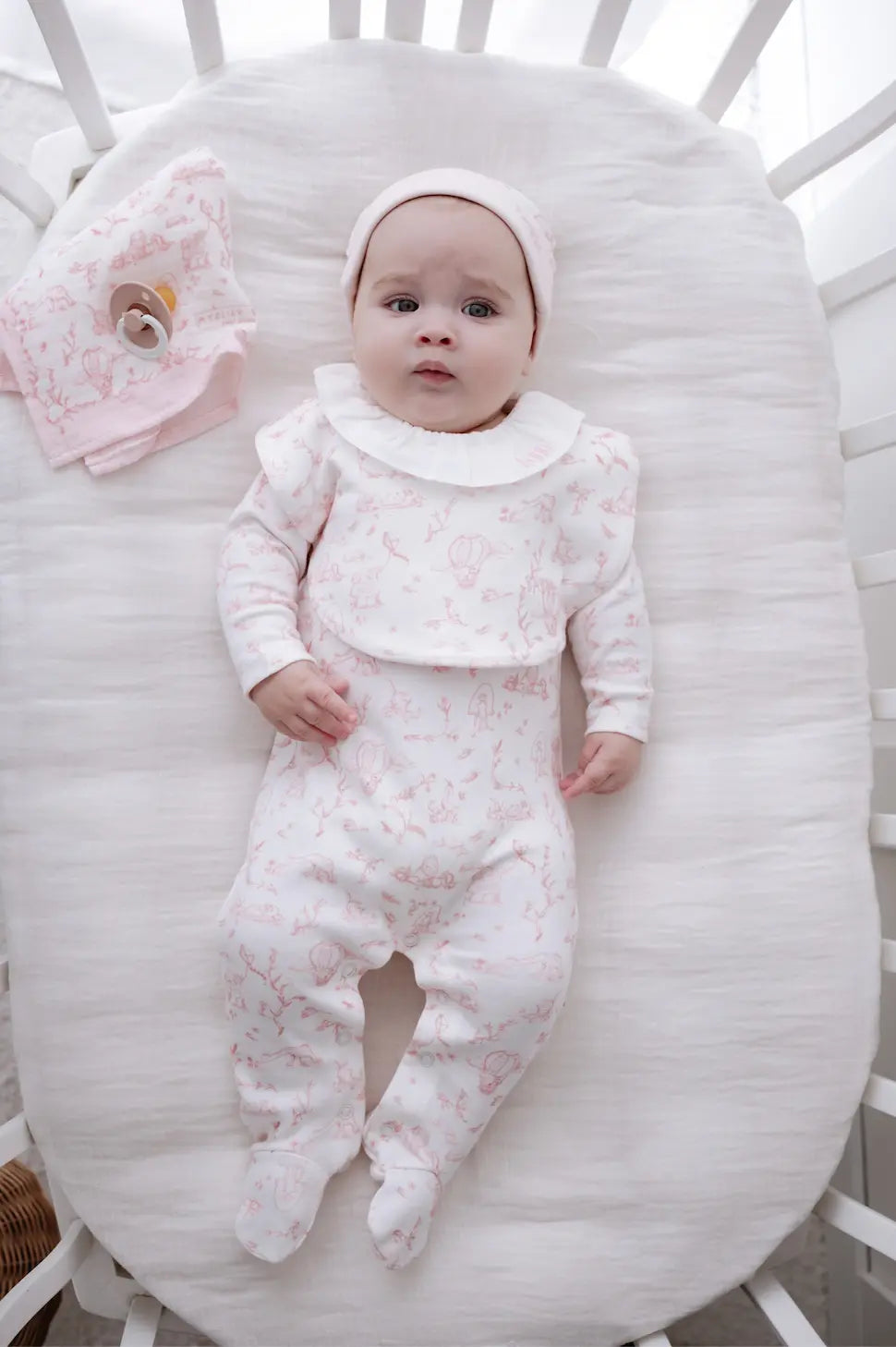 Organic cotton bodysuit with footies