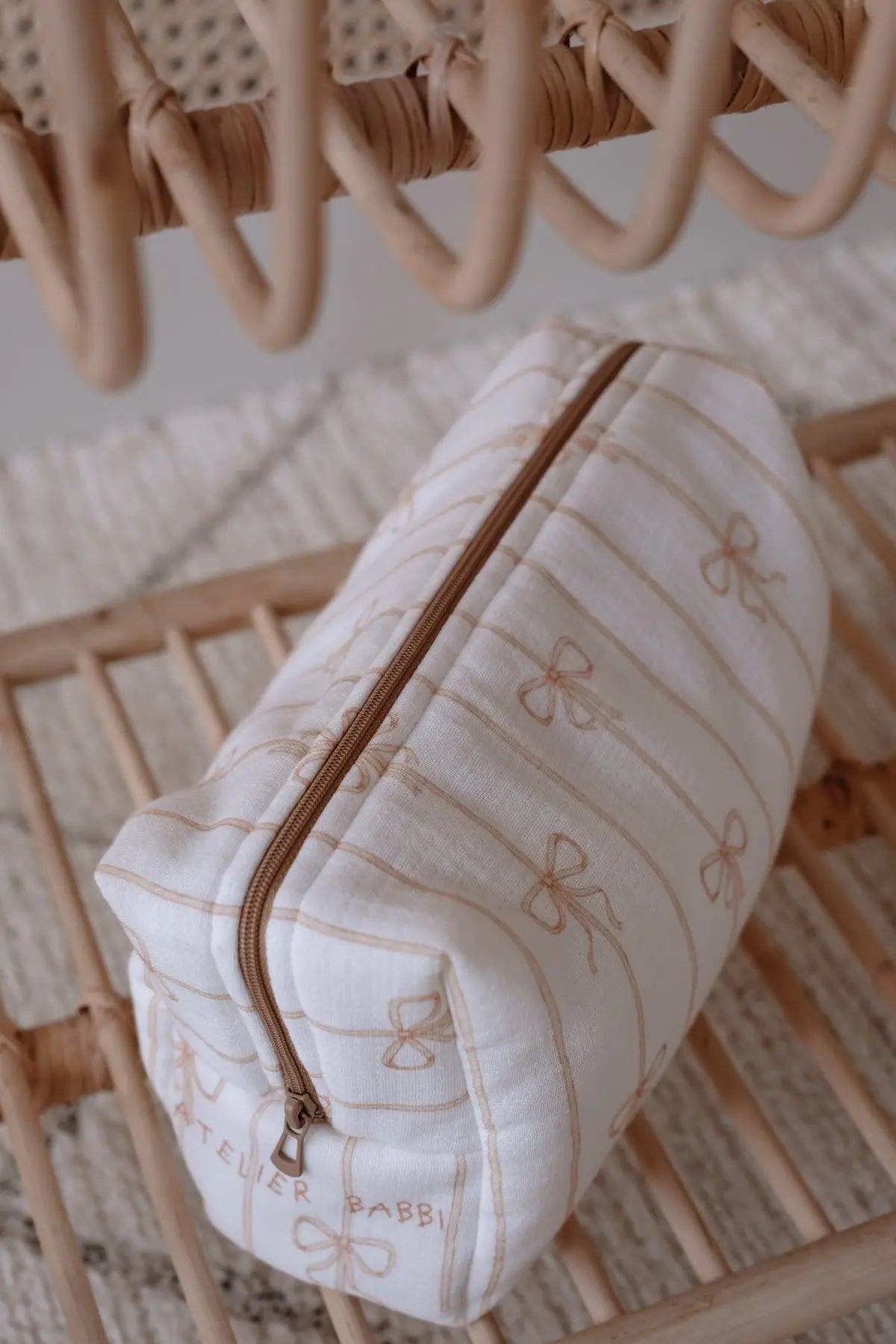 Diaper Pouch - Ribbon/Beige