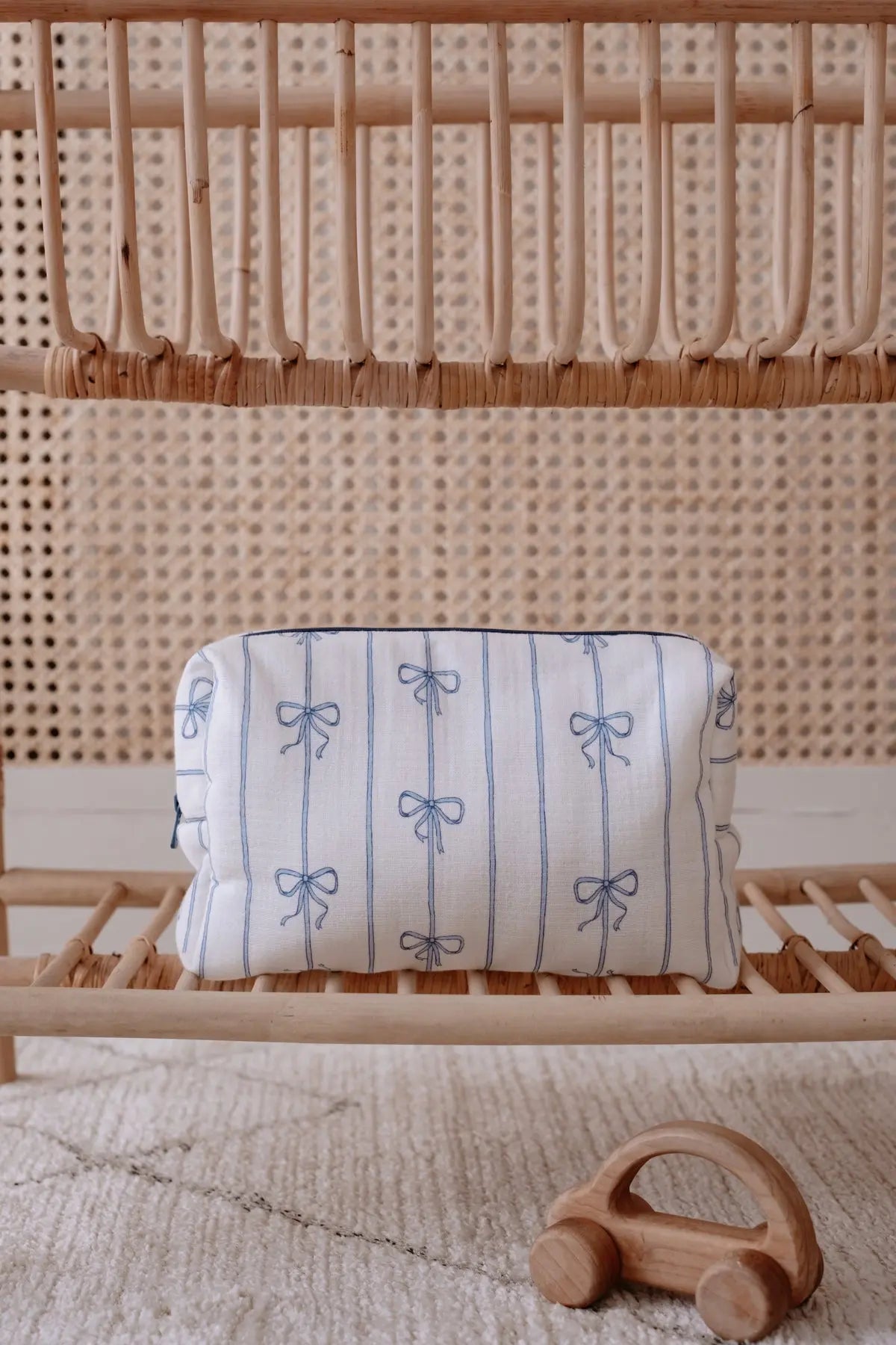 Diaper Pouch - Ribbon/Blue