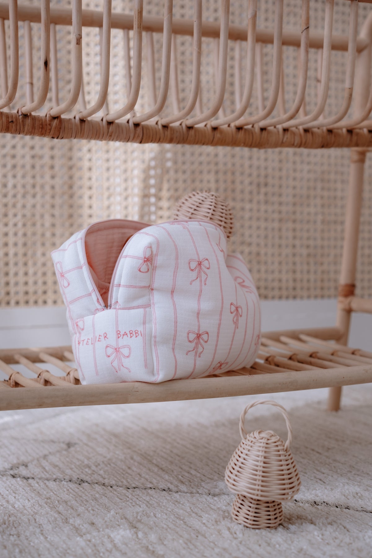 9-Piece Newborn Set - Ribbon/Pink