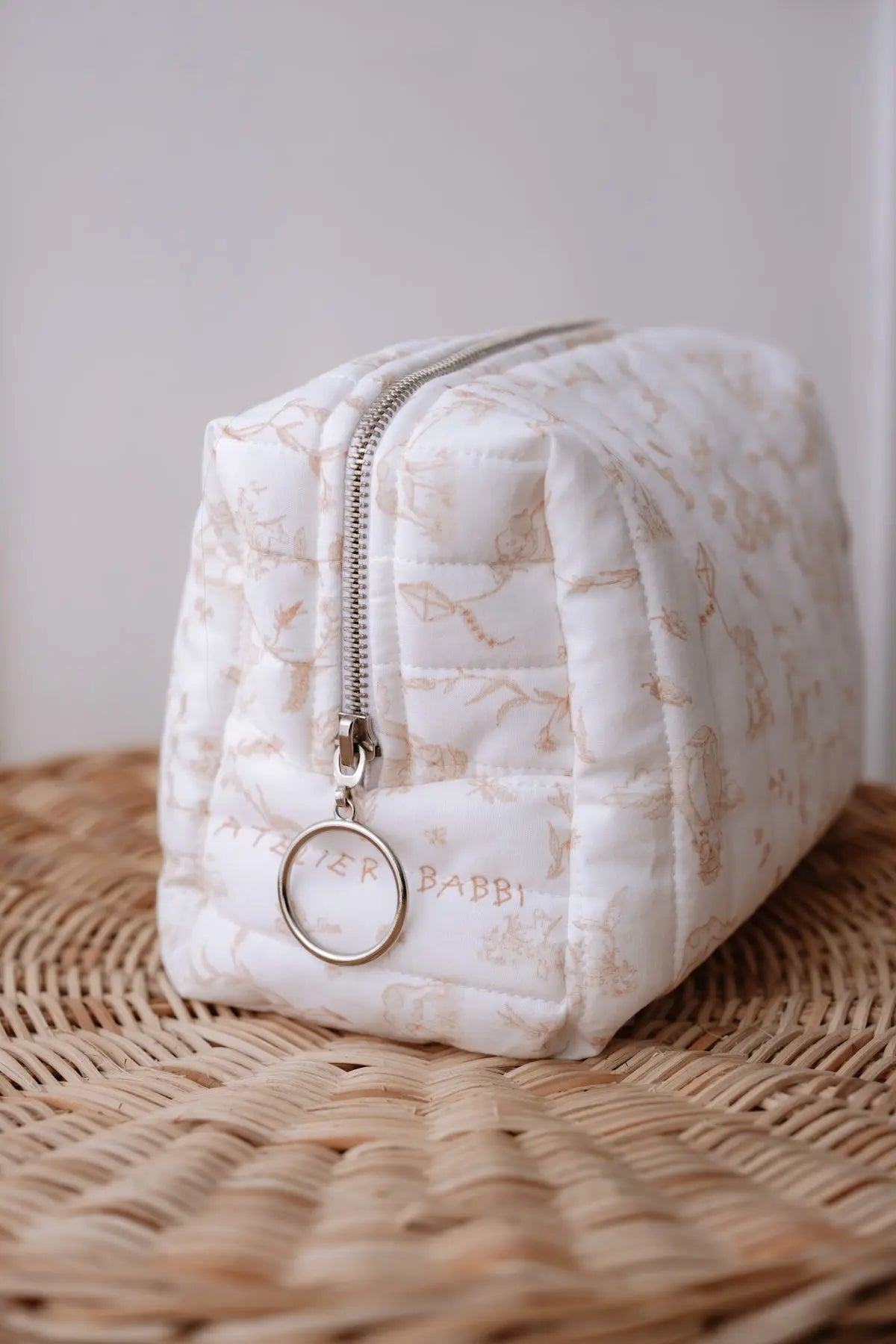 Diaper Pouch - Toile De Jouy/Beige