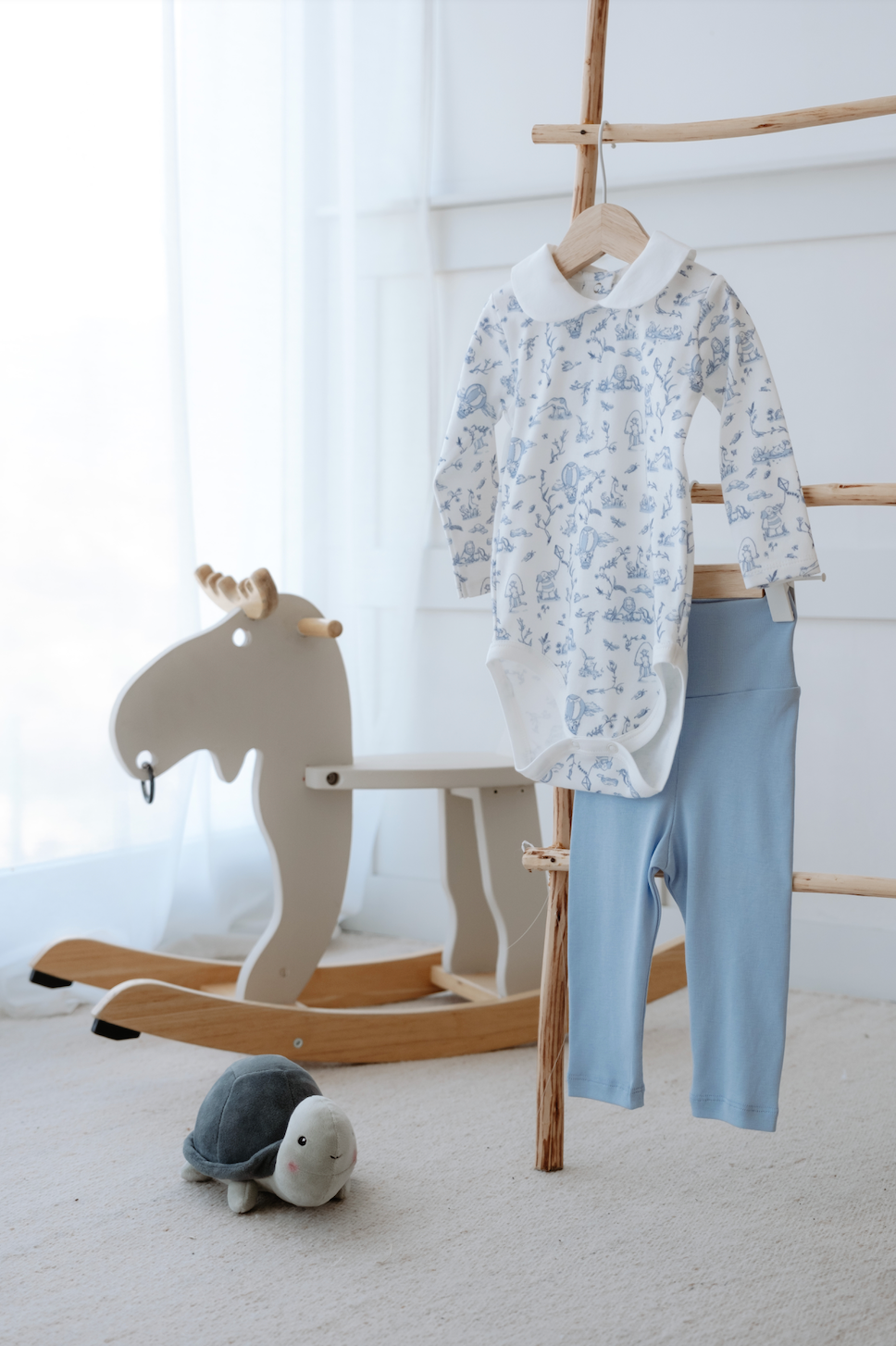 Toile De Jouy Bodysuit & Pants Set (2-Piece)