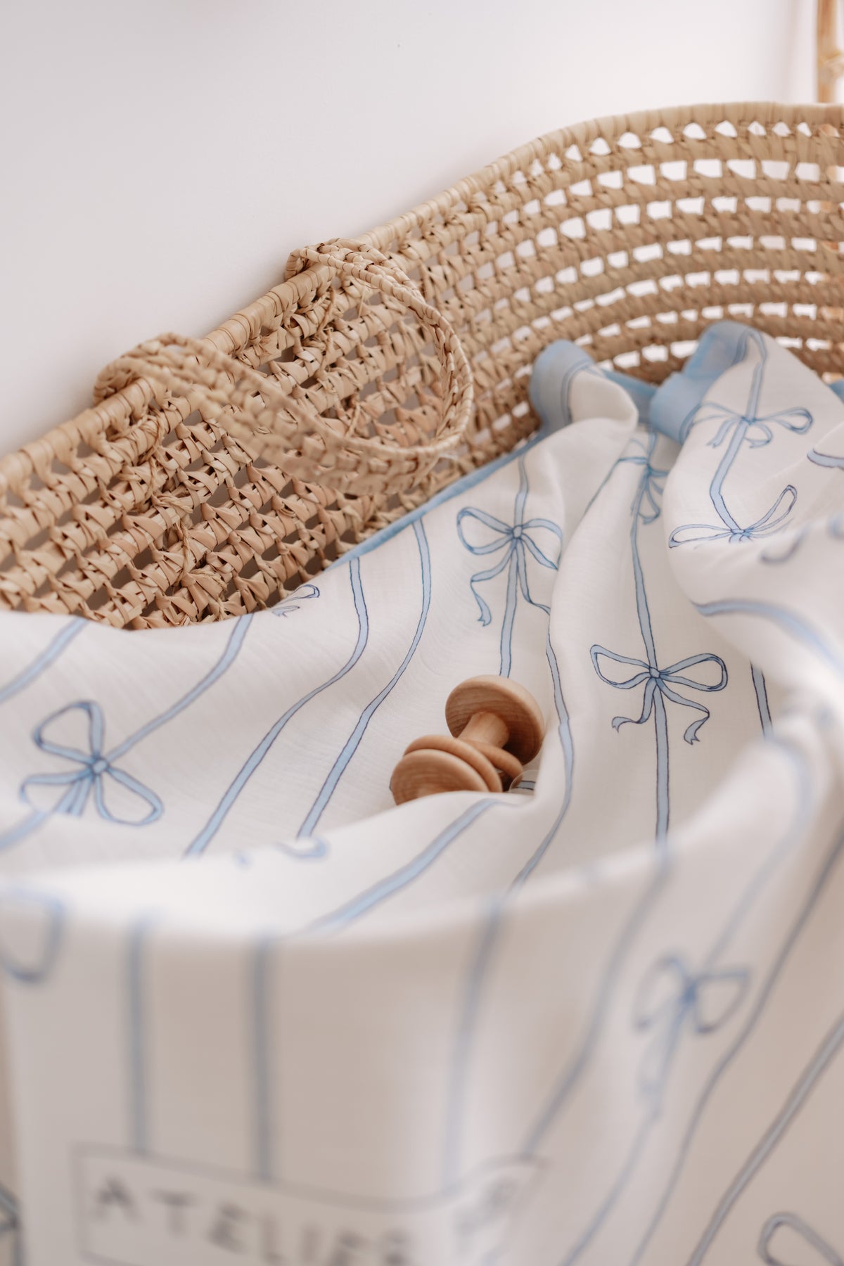 Double-Layer Muslin Baby Swaddle- Ribbon/Blue