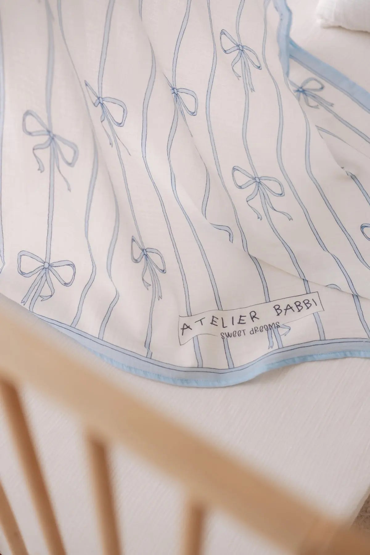 Double-Layer Muslin Baby Swaddle- Ribbon/Blue