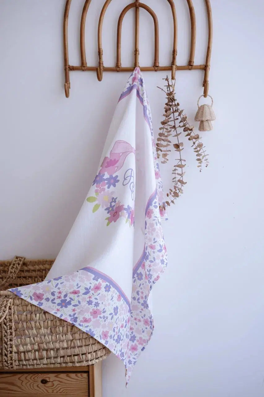Double-Layer Muslin Baby Swaddle - Tiny Flowers / Pink