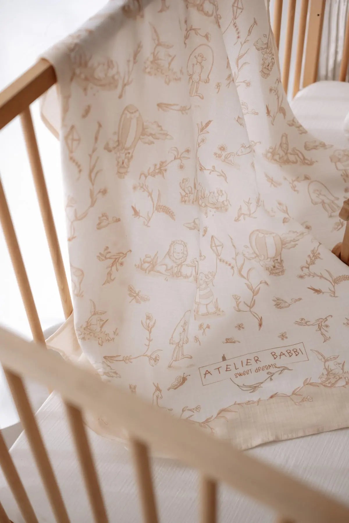 Double-Layer Muslin Baby Swaddle - Toile De Jouy/Beige