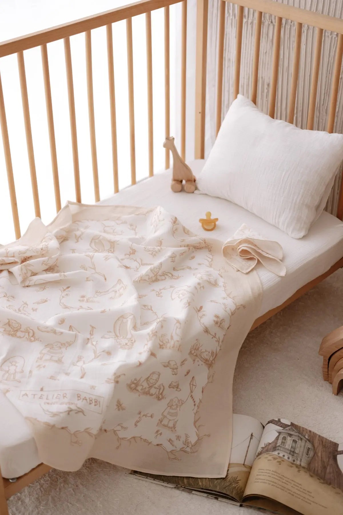 4-Piece Newborn Set - Toile de Jouy / Beige