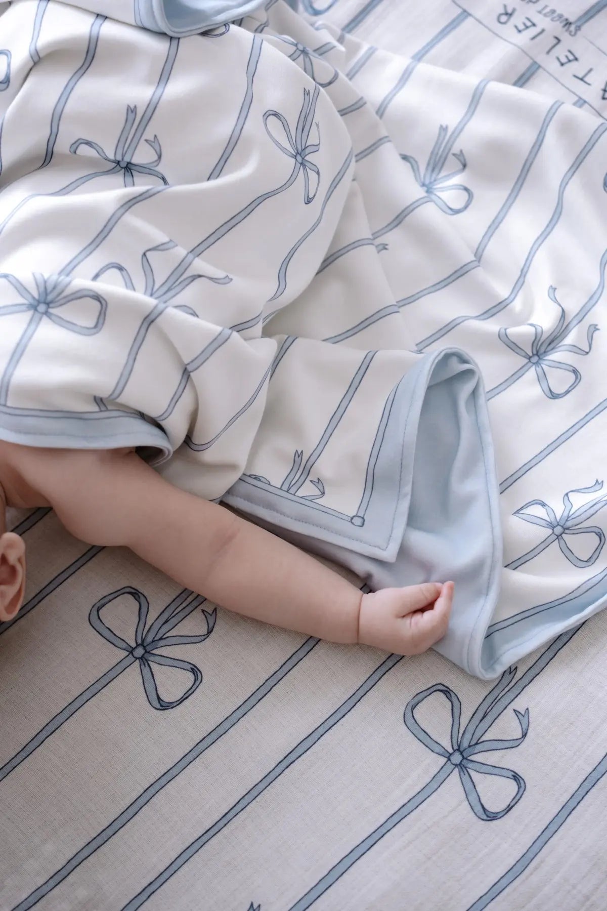 Double-Sided Baby Blanket - Ribbon/Blue