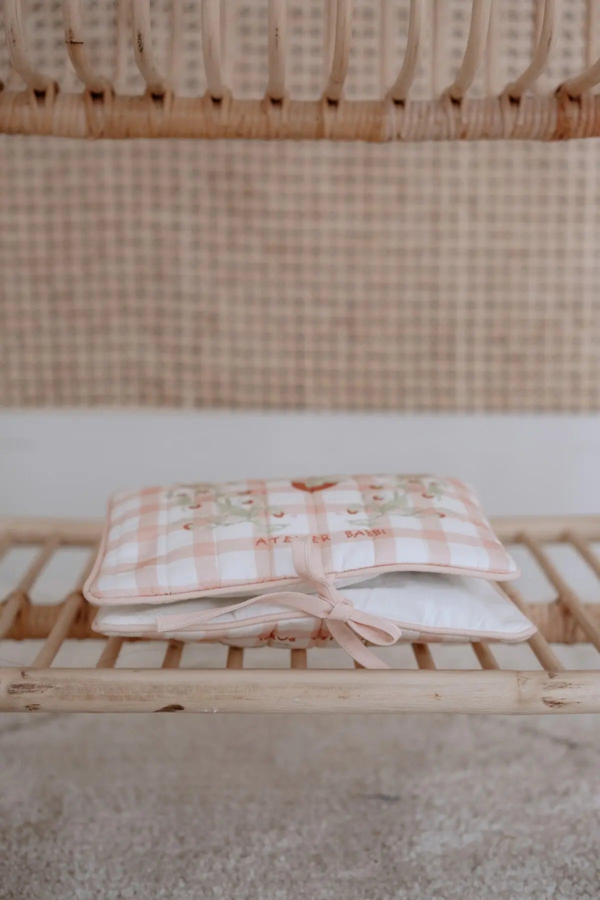 Wet Wipes & Diaper Clutch - Strawberry