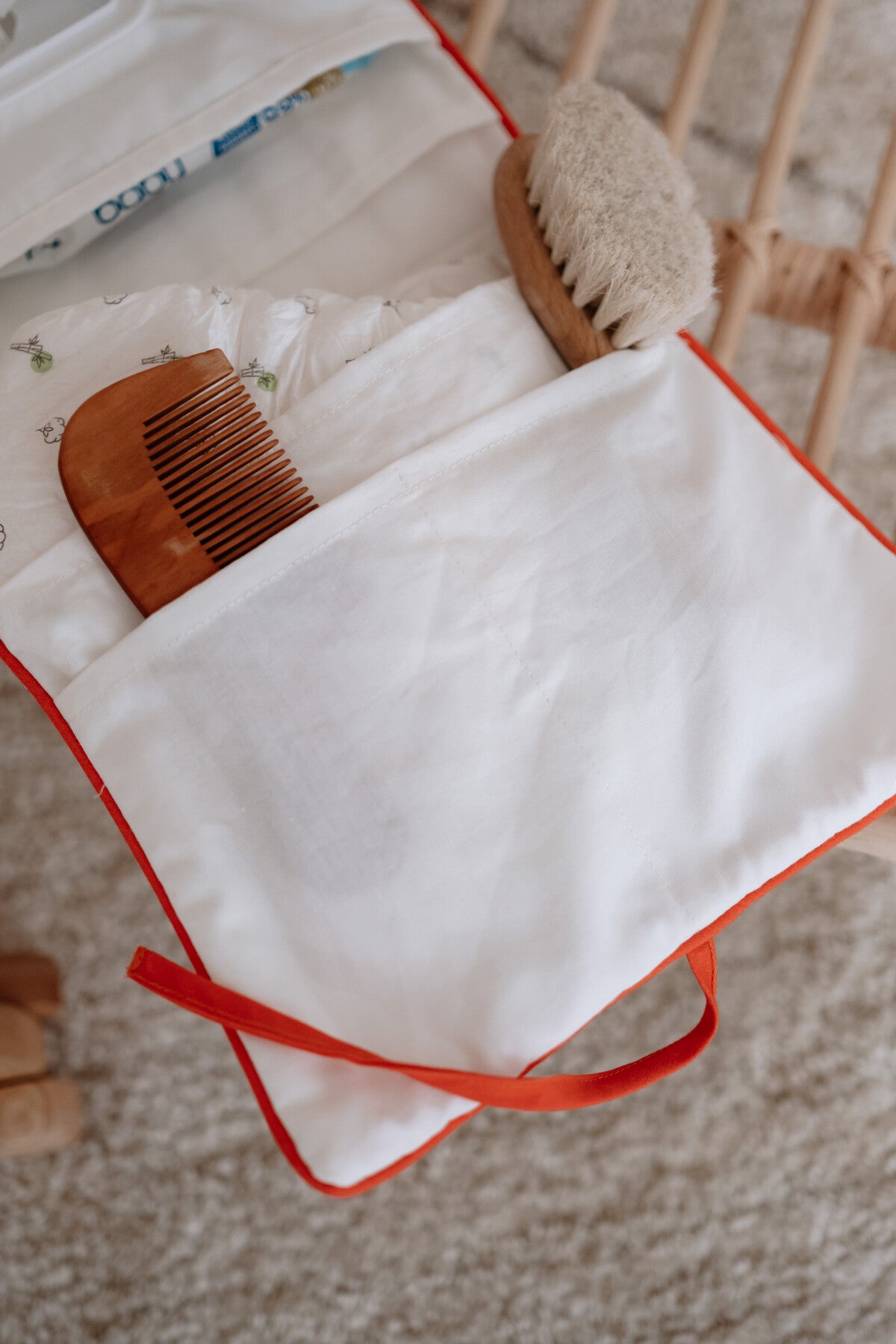 Wet Wipes & Diaper Clutch - Tiny Flowers / Red