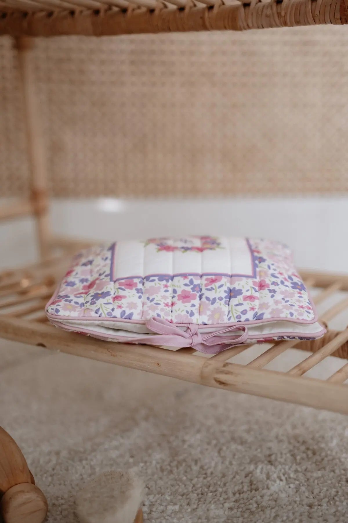 Wet Wipes & Diaper Clutch - Tiny Flowers / Pink