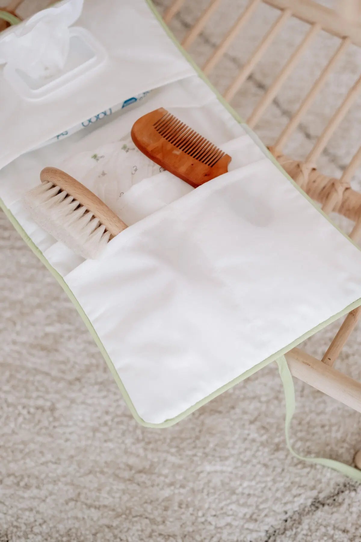 Wet Wipes & Diaper Clutch - Picnic