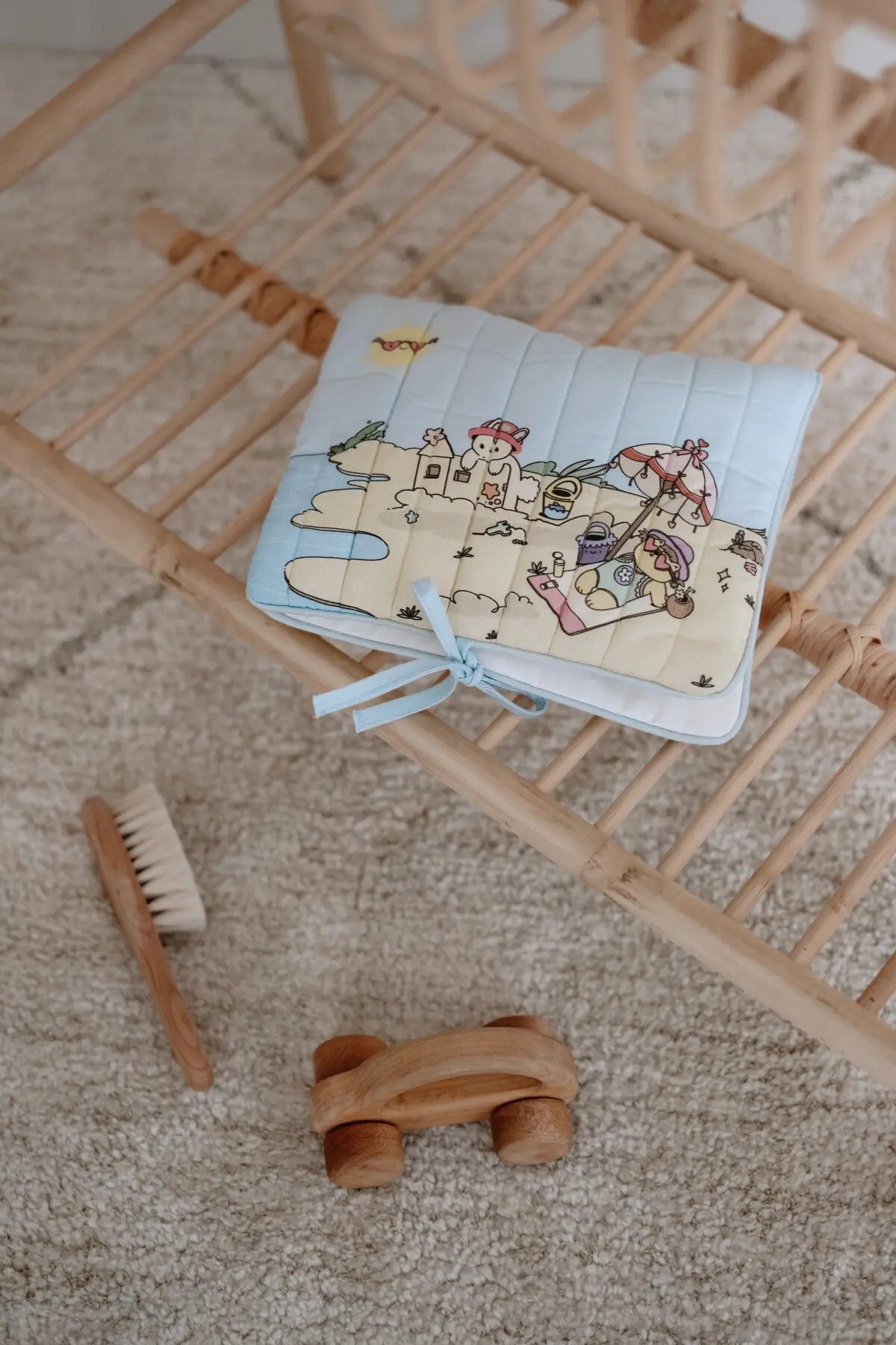 Wet Wipes & Diaper Clutch - Coast / Girl