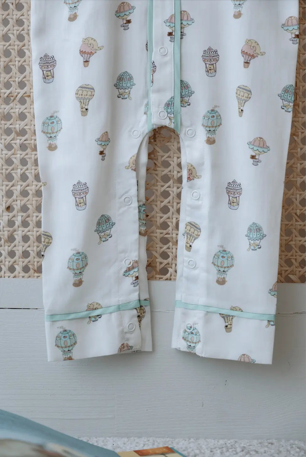 Comfortable and breathable baby outfit by Atelier Babbi