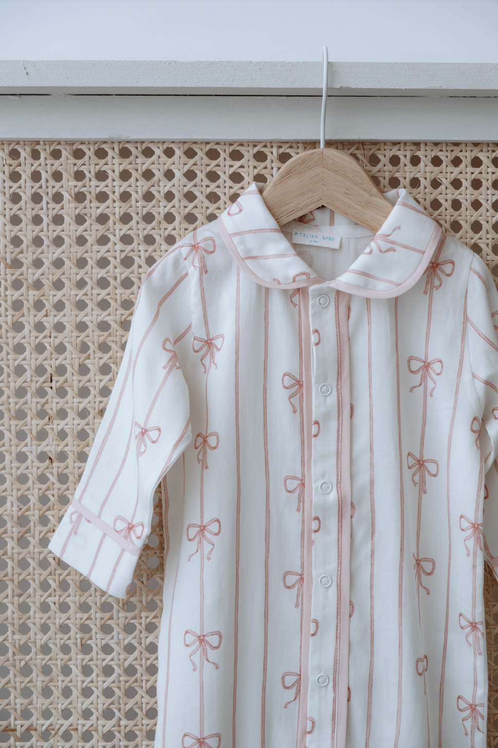 Cozy long sleeve jumpsuit in pastel pink