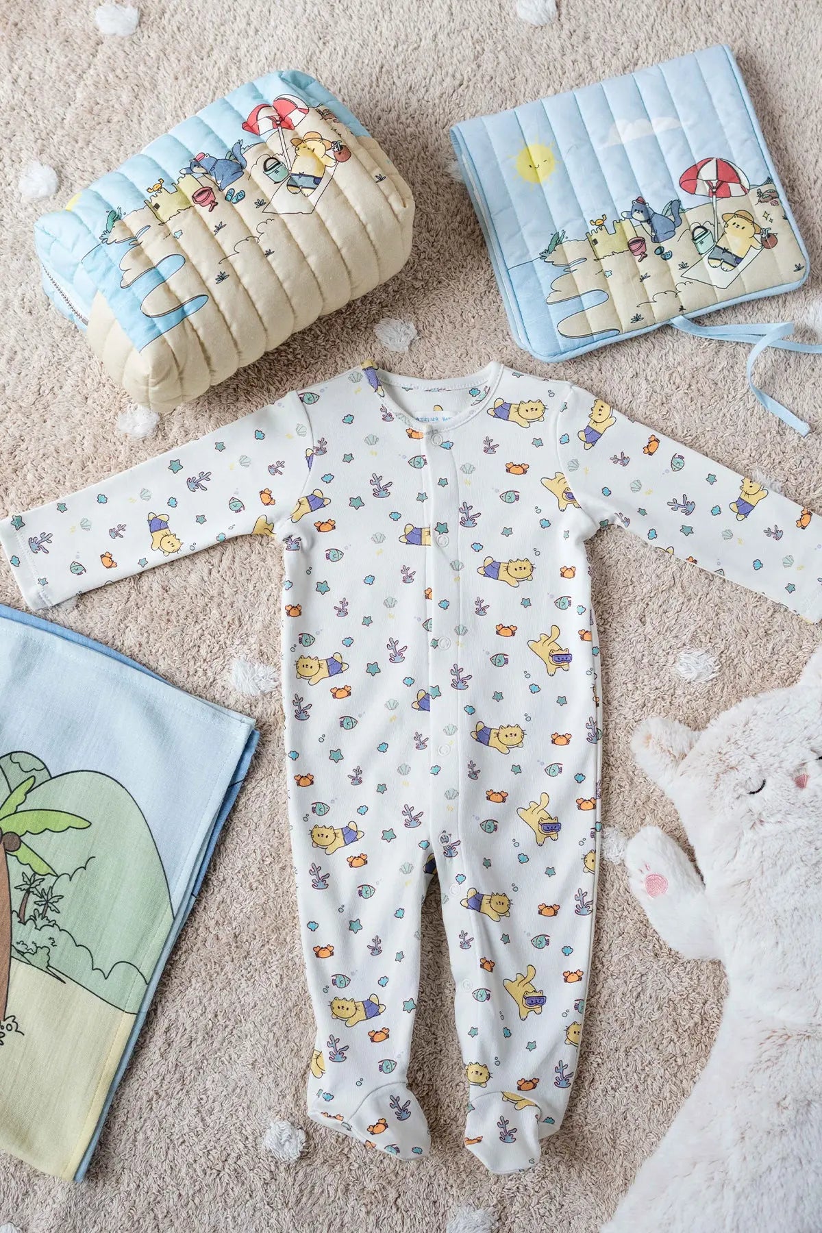 Organic cotton infant sleeper with seaside vibes in Miami