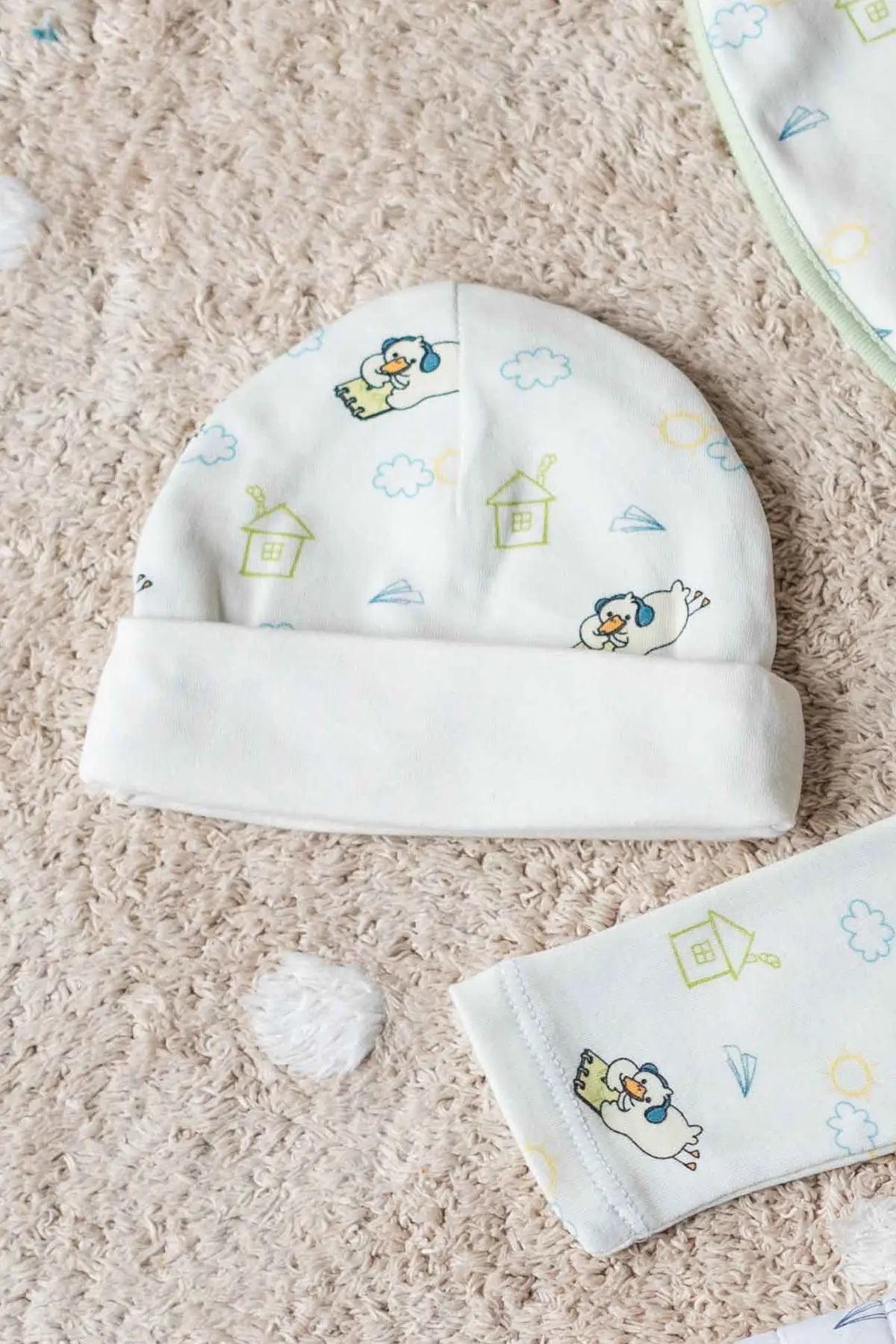 Newborn Hat - Picnic