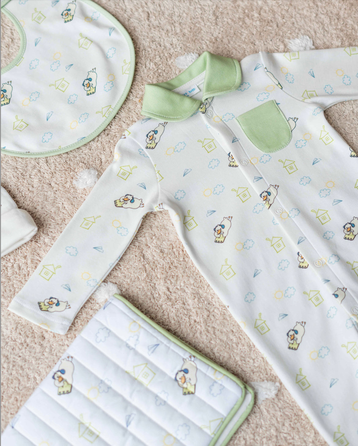 4-Piece Newborn Set - Picnic