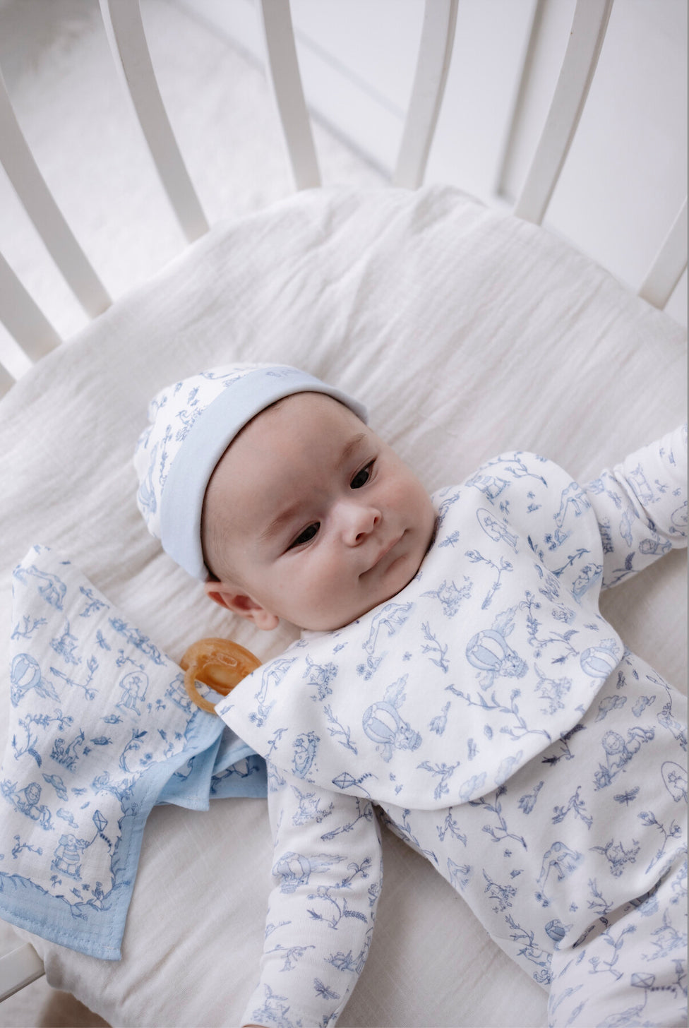 4-Piece Newborn Set - Toile De Jouy / Blue