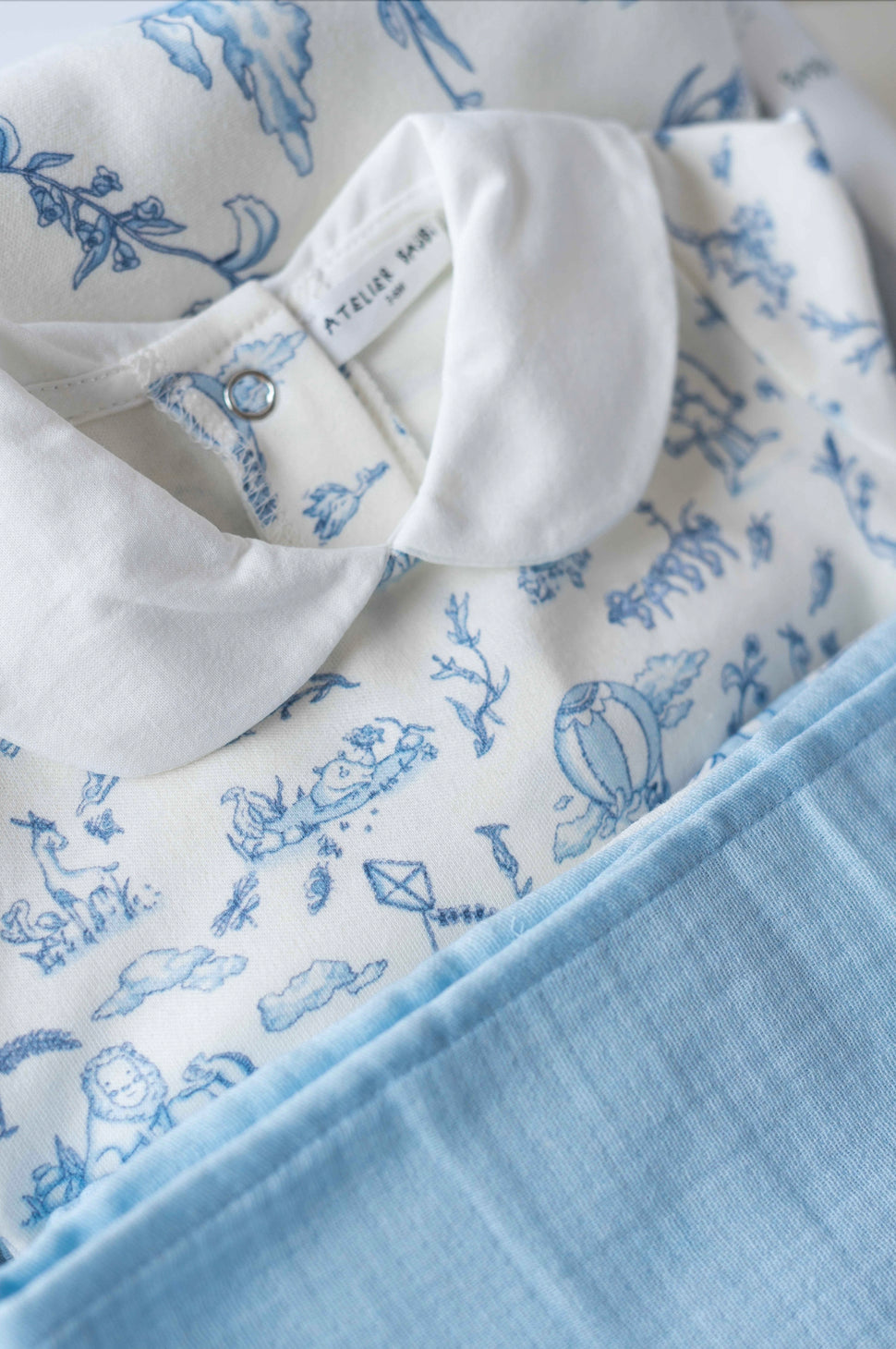 5-Piece Newborn Set - Toile De Jouy/Blue