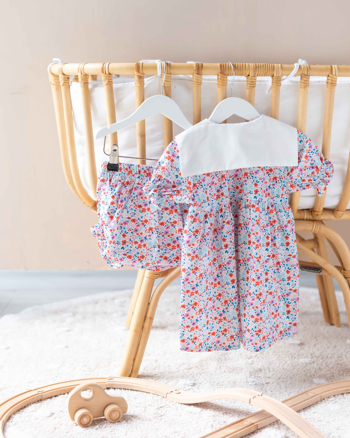 Baby Dress / Tiny Flowers-Red