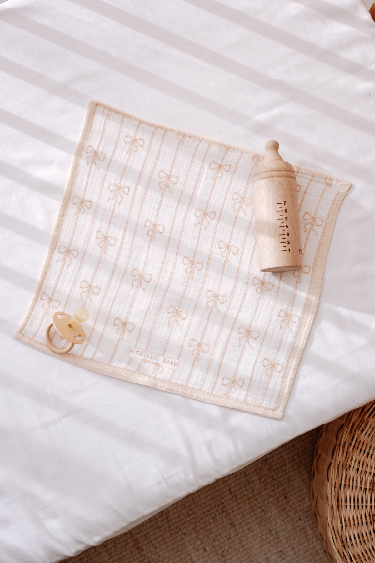 Burp Cloth - Ribbon/Beige