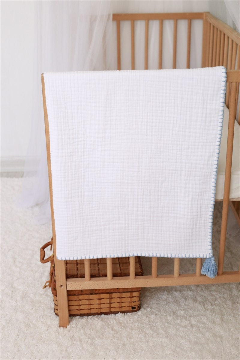 Hand-Embroidered Muslin Blanket - Ecru/Blue