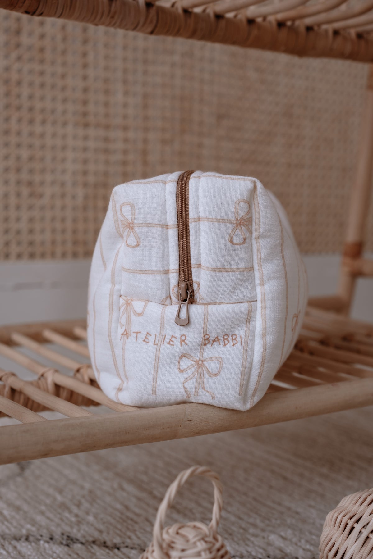 Muslin Care Bag - Ribbon/Beige