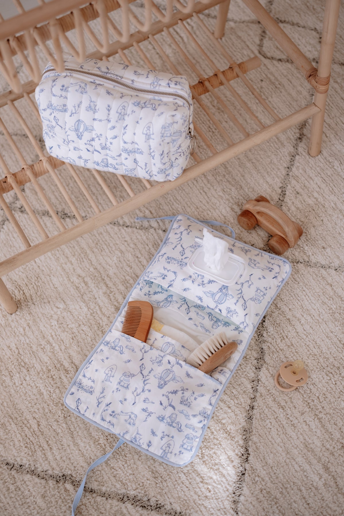 Baby Care Gift Set - Toile De Jouy / Blue