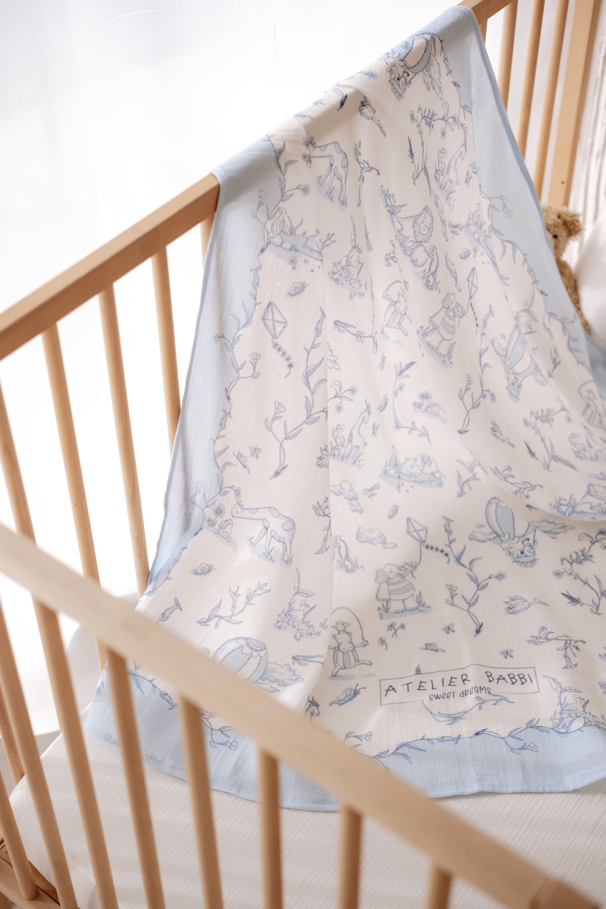 Double-Layer Muslin Swaddle - Toile De Jouy/Blue