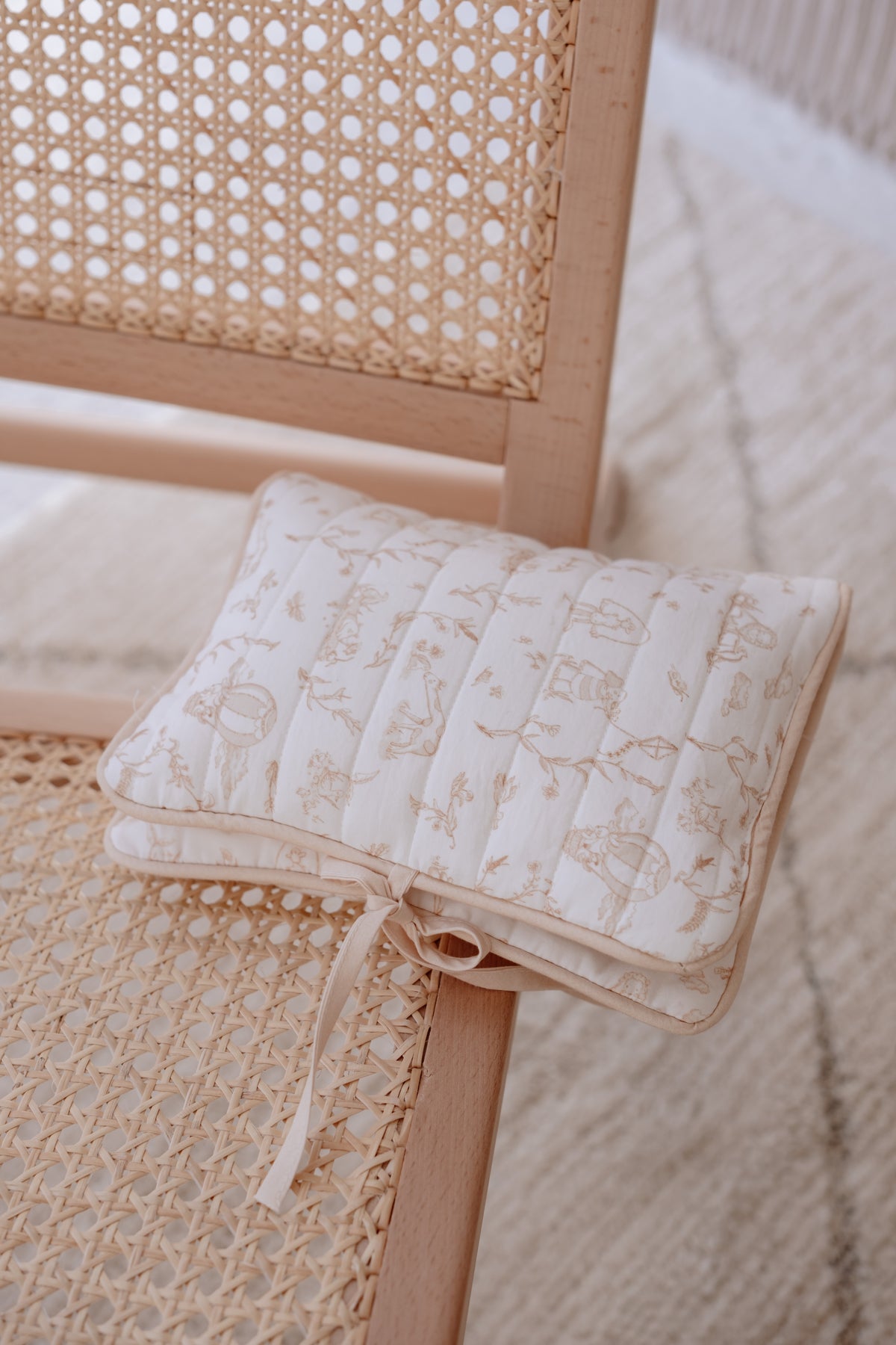 Wet Wipes and Diaper Clutch - Toile De Jouy/Beige