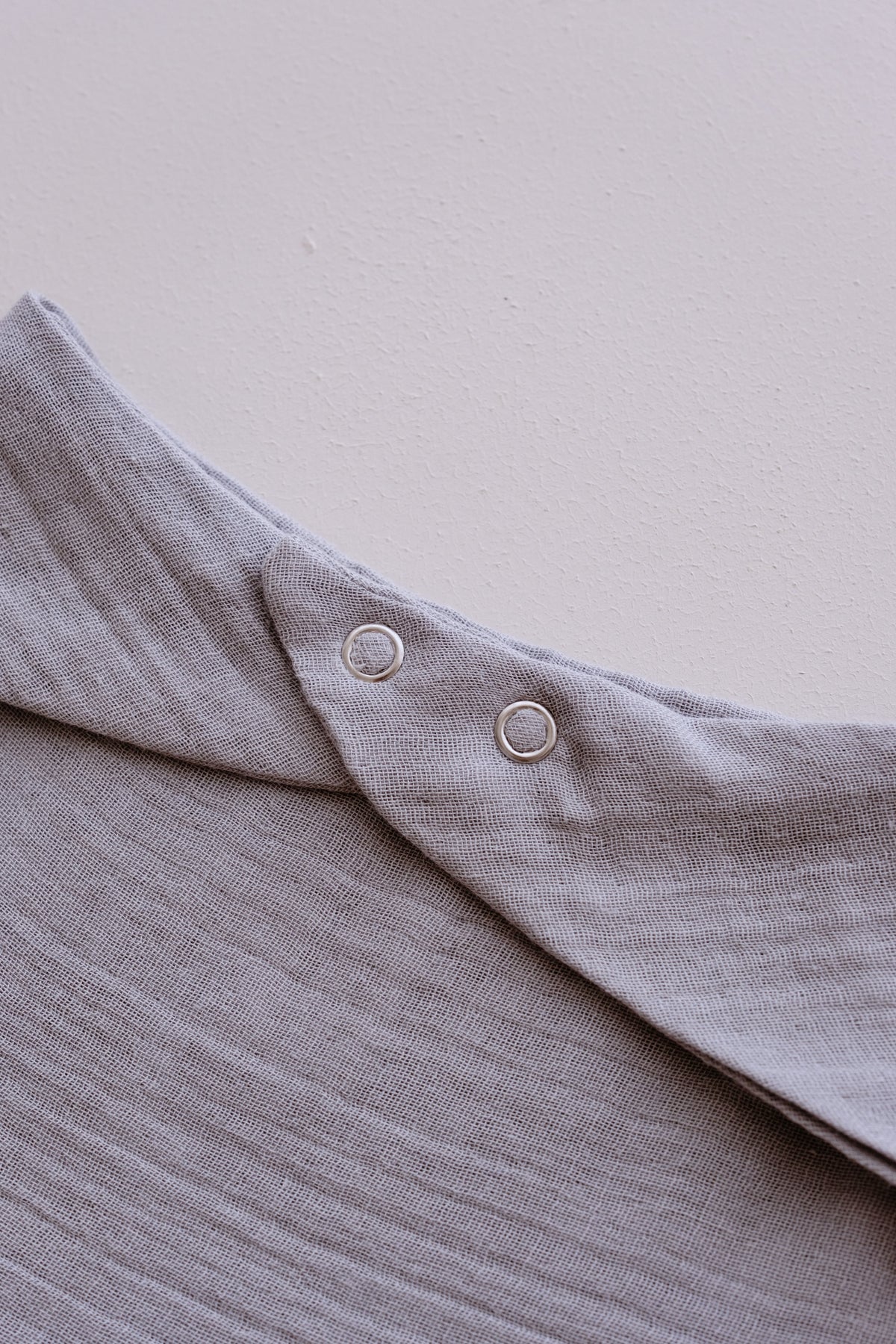 Muslin Bib - Gray