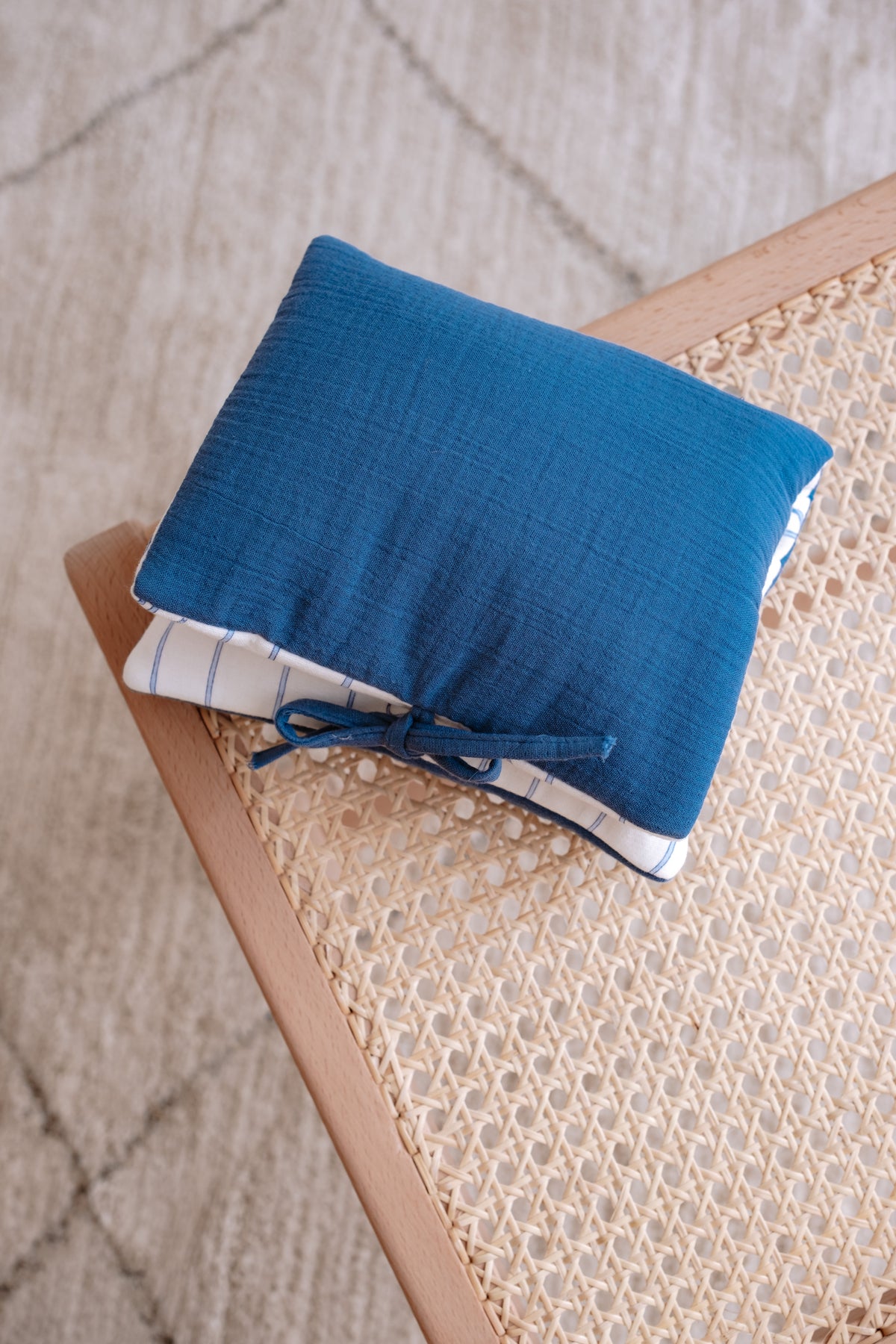 Wet Wipes and Diaper Clutch - Ribbon/Blue