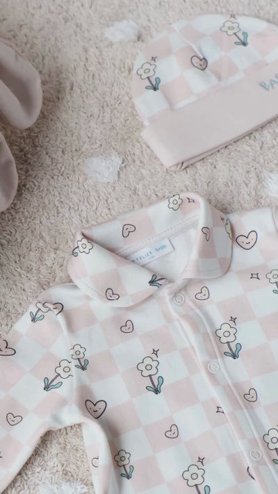 5-Piece Newborn Set / Checkered Collection