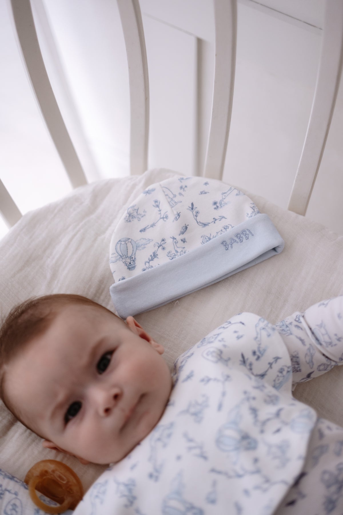 Newborn Bib & Hat Set - Toile De Jouy / Blue