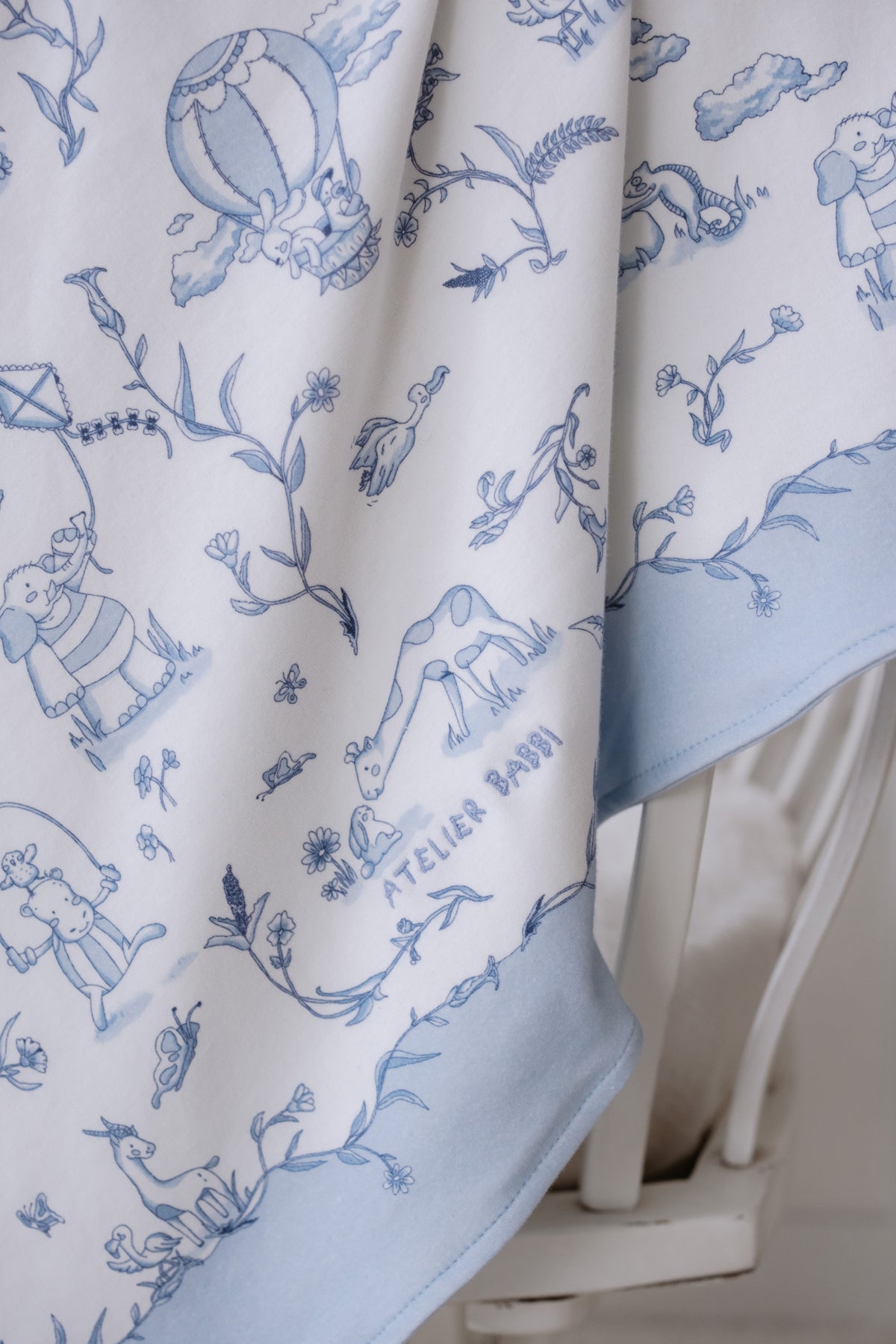 5-Piece Newborn Set - Toile De Jouy/Blue